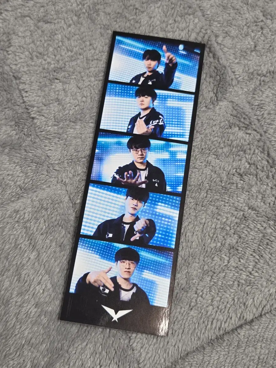 thumbnail-0